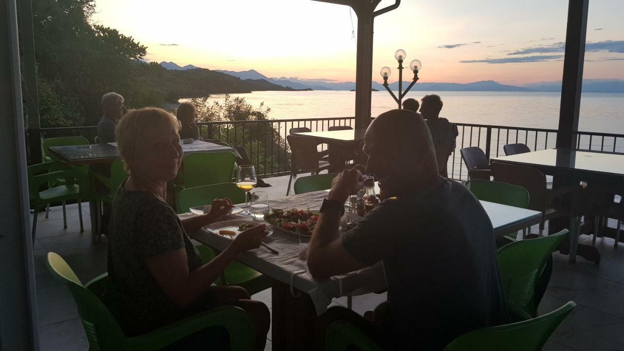 Rooms Lake View Balani Restaurant Shkoder Luaran gambar
